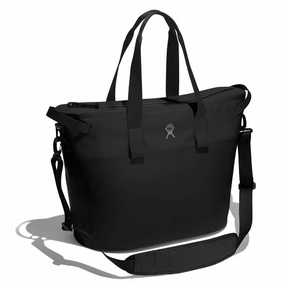 26-l-day-escapetm-tote-e9 26-l-day-escape-soft-cooler-tote-black-angled_1_1.jpg