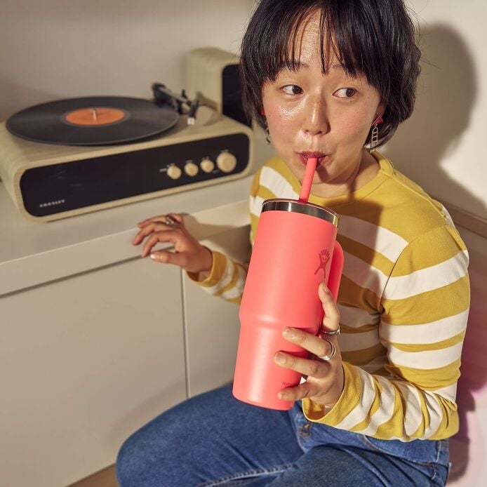 24-oz-travel-tumbler-a3 hf_s26_mcinnis_2487.jpg